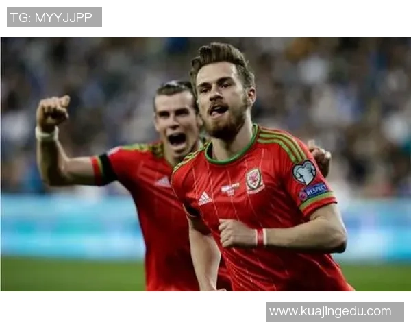 秋明队与莫斯科中央的激烈对决引发足球迷热议与期待